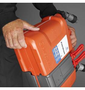 Bidon double Husqvarna avec Porte-Outils