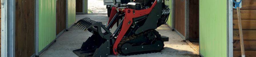 Engins compacts : MicroBull, Avant, Toro, micro-pelle